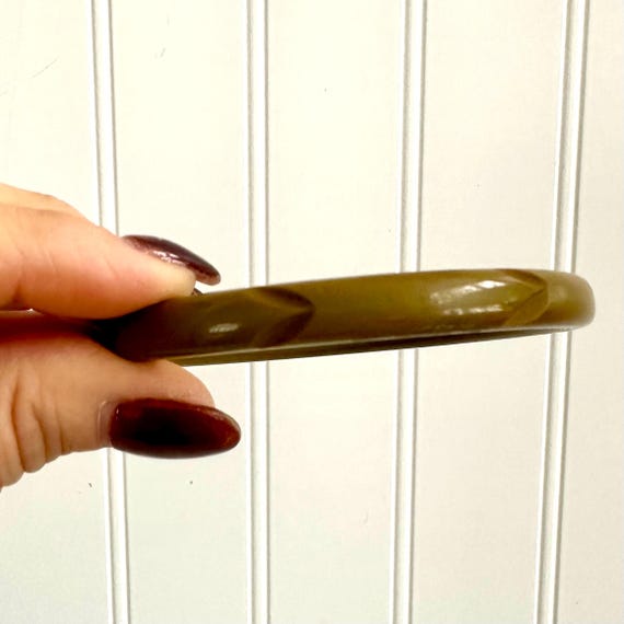 Authentic Vintage Bakelite Bangle, Simichrome Tes… - image 6