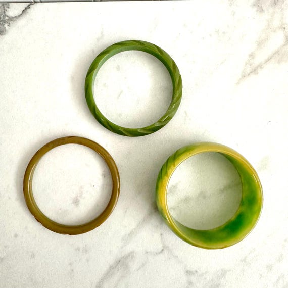 Authentic Vintage Bakelite Bangle, Simichrome Tes… - image 3