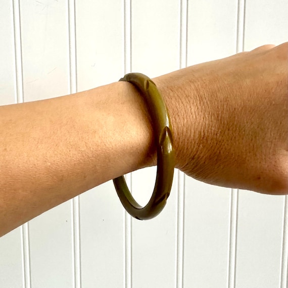 Authentic Vintage Bakelite Bangle, Simichrome Tes… - image 7