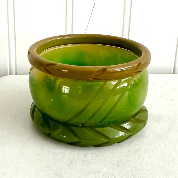 Authentic Vintage Bakelite Bangle, Simichrome Tes… - image 16