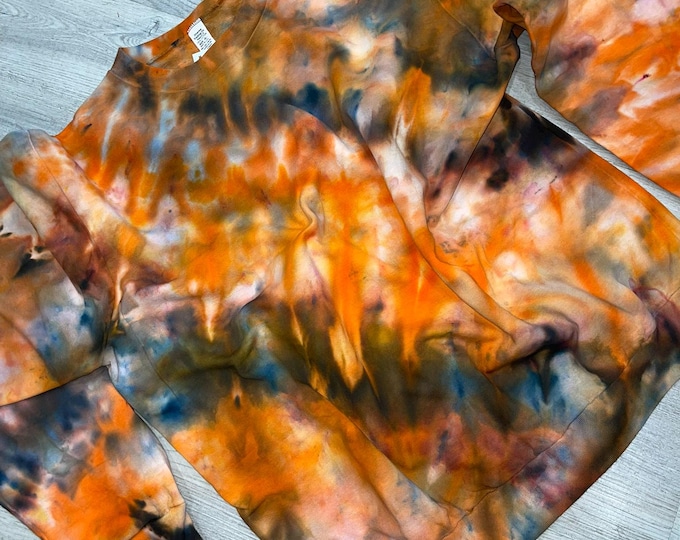 100% Cotton Hand Dyed Soft Unisex Crewneck Sweatshirt