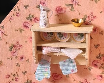 Dollhouse Kitchen Wall Shelves, scale 1/48