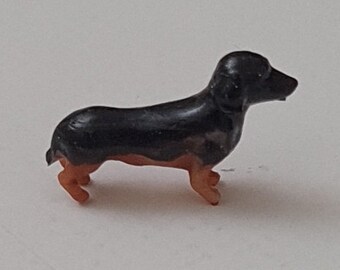 Dollhouse miniature dog , 1/48 scale