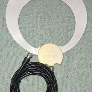 Antennas Direct ClearStream Eclipse UHF Indoor TV Antenna, Reversible, 35+ Mile