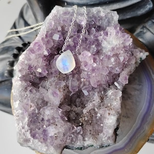 Moonstone Healing Crystal Necklace: Anxiety Relief, Meditation Jewelry