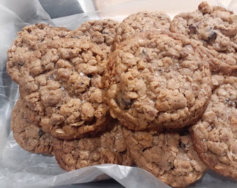 Brown Butter Pecan Cherry Oatmeal Cookies