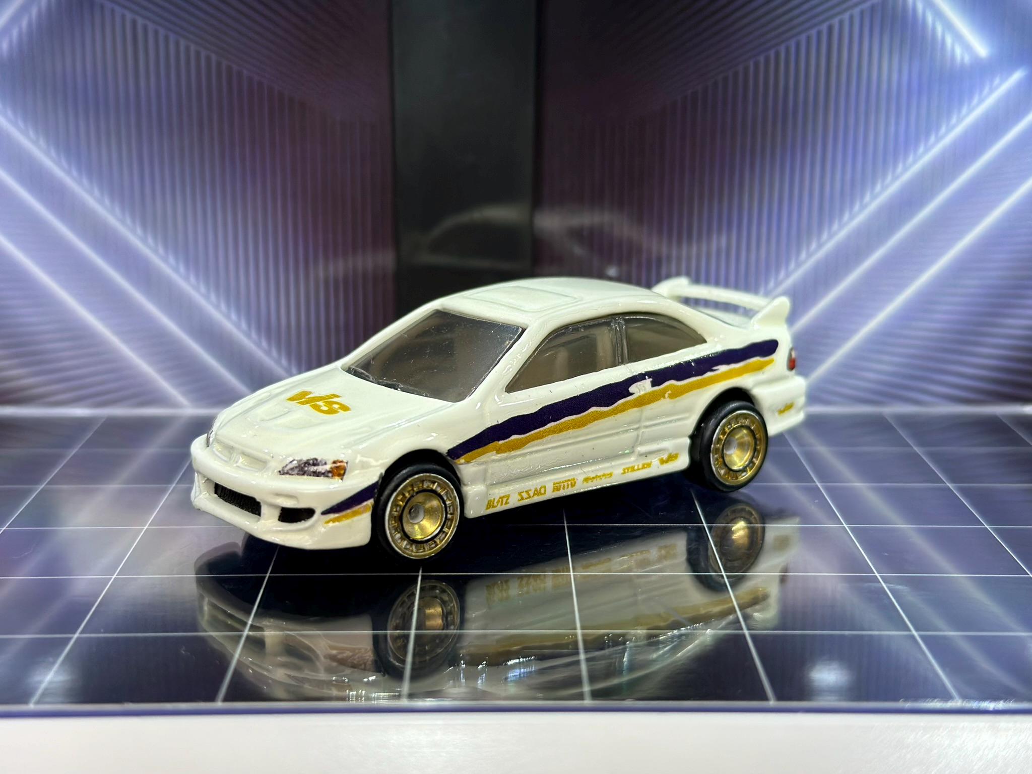 Danny Yamato's 1995 Honda Civic - Custom Paint, Tampos, Wheel Swap