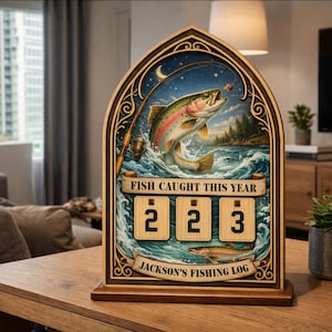 Puede incluir: Un letrero de madera rústica con el texto "Welcome to our home" en letras blancas. El letrero presenta un acabado envejecido y un diseño simple y acogedor, ideal para un porche o entrada.