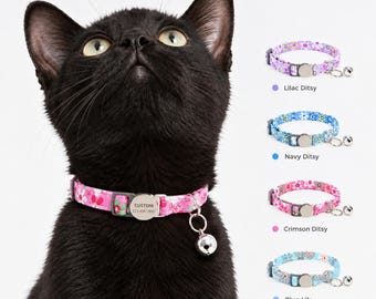 Coleira personalizada para gatos com sino, coleira de segurança com fecho de segurança gravado, coleira floral personalizada com nome, coleira ajustável para gatinhos, presente para amantes de gatos