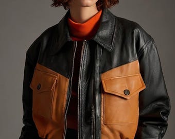 Jaqueta feminina oversized em couro legítimo, estilo aviador, cropped bomber, preta ou bege, estilo retrô streetwear, ideal para presentear.