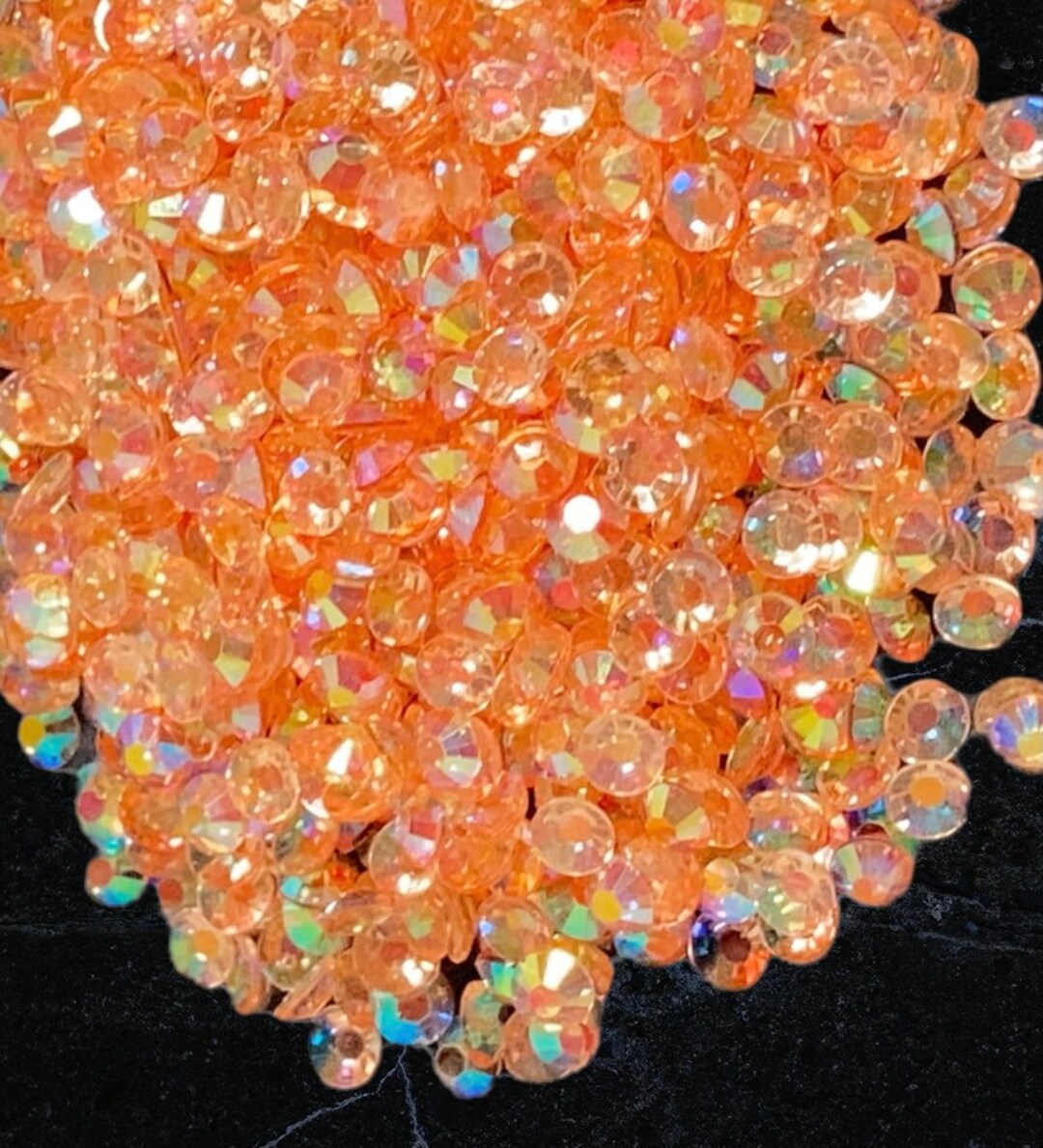Light Siam Red Rhinestones Glass Non Hot Fix / Glue on Gems / Crystals of  Tumblers / Flat Back / Crystals for Bedazzling