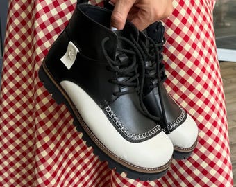 Barefoot Boots Women, Wide Toe Box Shoes, Anatomical Leather Boots, Winter Boots Women, Handmade Custom Leather Boots
