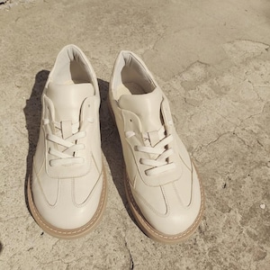 Beige leather anatomical sneakers with wide toe box – minimalist handmade unisex shoes