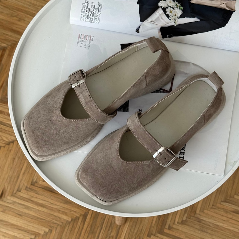 Suede Mary Jane shoes women