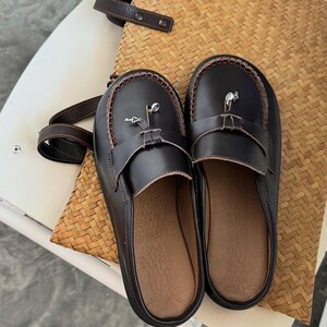 Handmade suede women’s loafers – comfortable slip-on mules in modern design, customizable colors and sizes