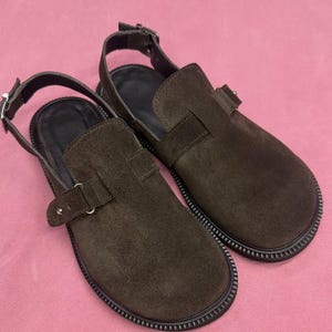 Tamancos femininos de couro Barefoot com biqueira larga, calçados anatômicos, tamancos minimalistas feitos à mão, calçados sem fecho com tira ajustável imagem 14