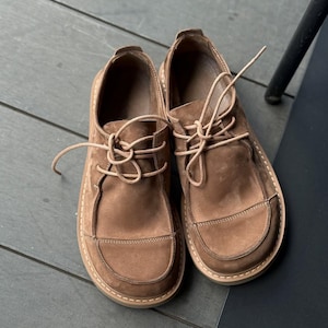 Wide Toe Box Leather Sneakers, Handmade Women Suede Shoes, Comfortable Casual Walking Shoes, Custom Color Handmade Flats