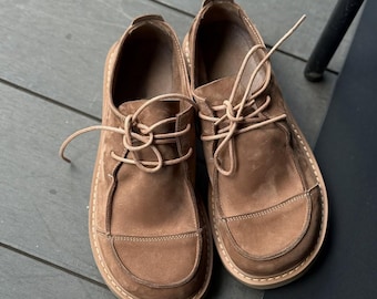 Wide Toe Box Leather Sneakers, Handmade Women Suede Shoes, Comfortable Casual Walking Shoes, Custom Color Handmade Flats