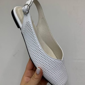 Leather slingback flat shoes with adjustable back strap, square toe comfortable women summer flats