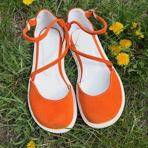 Barefoot Leather Sandals for Women, Anatomical Flat Sandals, Wide Fit Summer Shoes, Handmade Custom Color Sandals