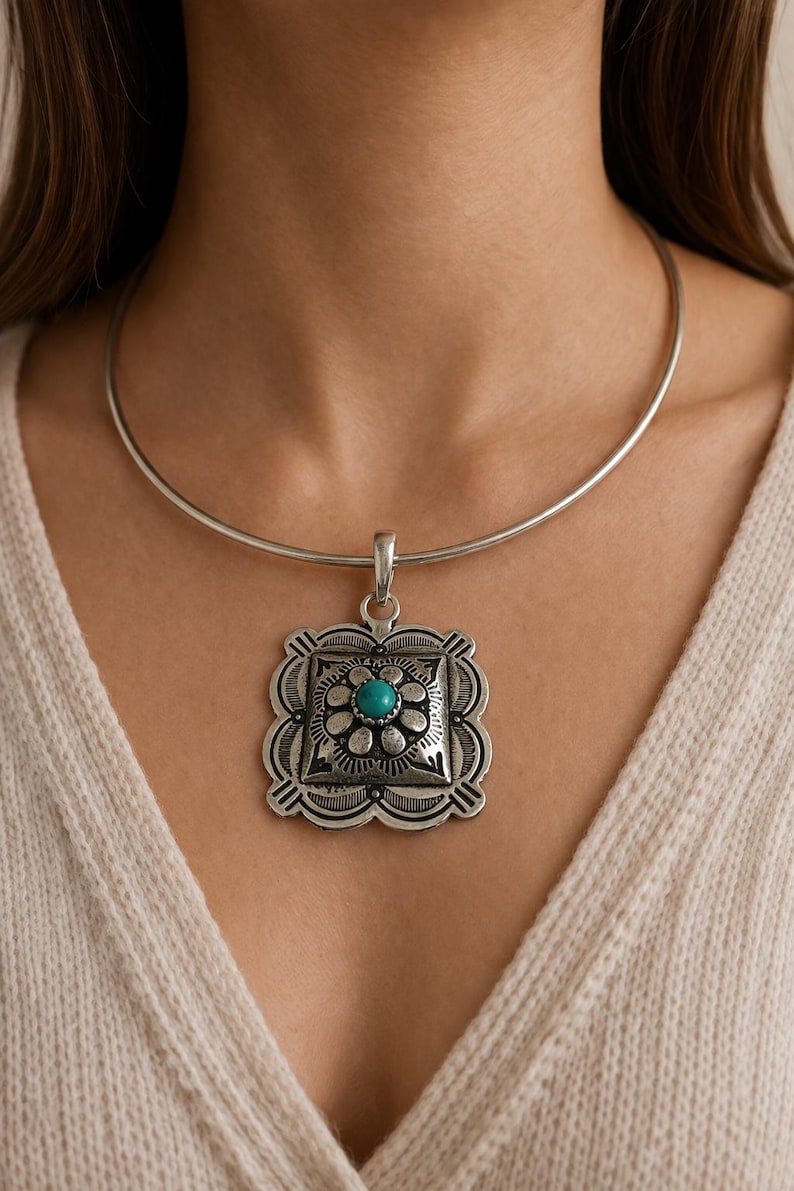 Colgante de flor turquesa, gargantilla de plata, joyería vintage estilo navajo, collar llamativo estilo boho, colgante artesanal imagen 1