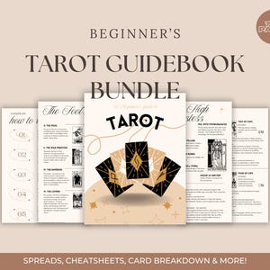 Könnte beinhalten: Ein Anfänger-Tarot-Guidebook-Bundle mit dem Titel "Tarot Guidebook Bundle" in einer Serifenschrift. Das Cover zeigt Tarotkarten mit goldenen Akzenten. Das Bild enthält den Text "Spreads, Cheatsheets, Card Breakdown & More!" und "70+ Pages".
