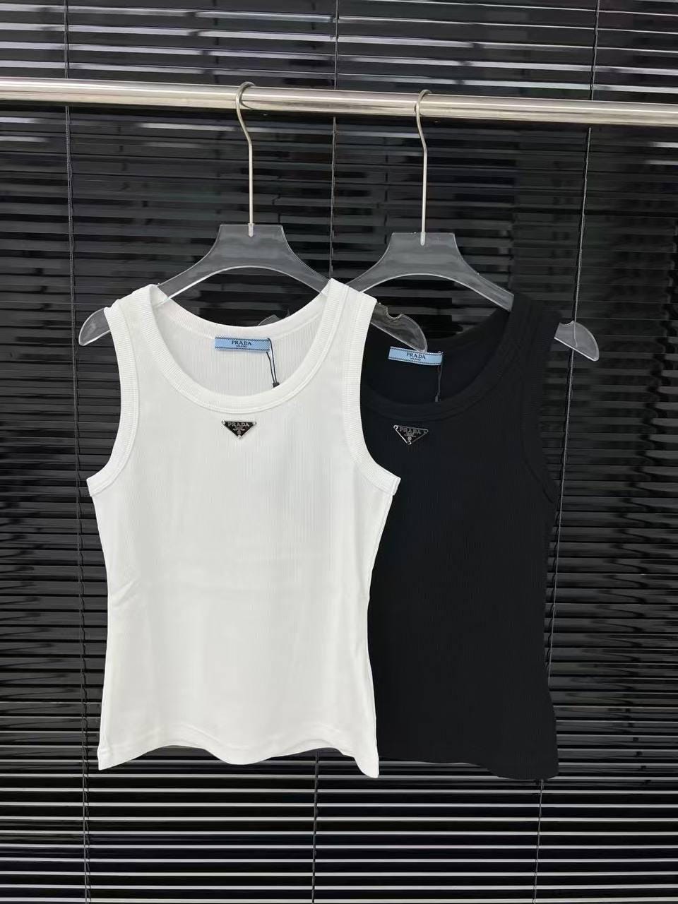 Chanel logo tank top - Etsy 日本