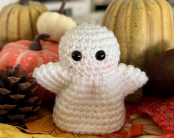Crochet Ghost, Halloween Decoration, Amigurumi Ghost Plushie