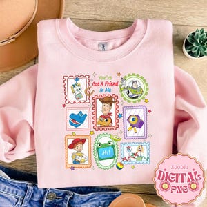 Laço Coquette DisneyToy Story PNG, Toy Story 5 Filme Vintage 2026 PNG, Buzz Lightyear Woody PNG, Toy Story Land, Você Tem um Amigo em Mim imagem 2