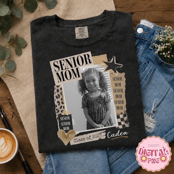 Custom Photo Senior Mom Shirt png, Class of 2026 Graduation Tee png, Proud Mom Gift, High School Graduation png, Proud Family Matching Tee
