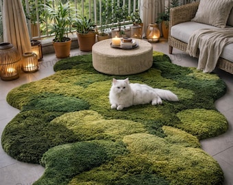 Grüner Camouflage-Teppich, abstrakter Moos-Teppich, organisch geformter, getufteter Teppich, von der Natur inspirierte moderne Wohndekoration, Schlafzimmer- und Wohnzimmerteppich
