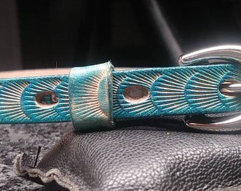 Handmade leather skinny belt for Men or Women finished in turquoise blue, 34" turquoise leather belt with a scallop design