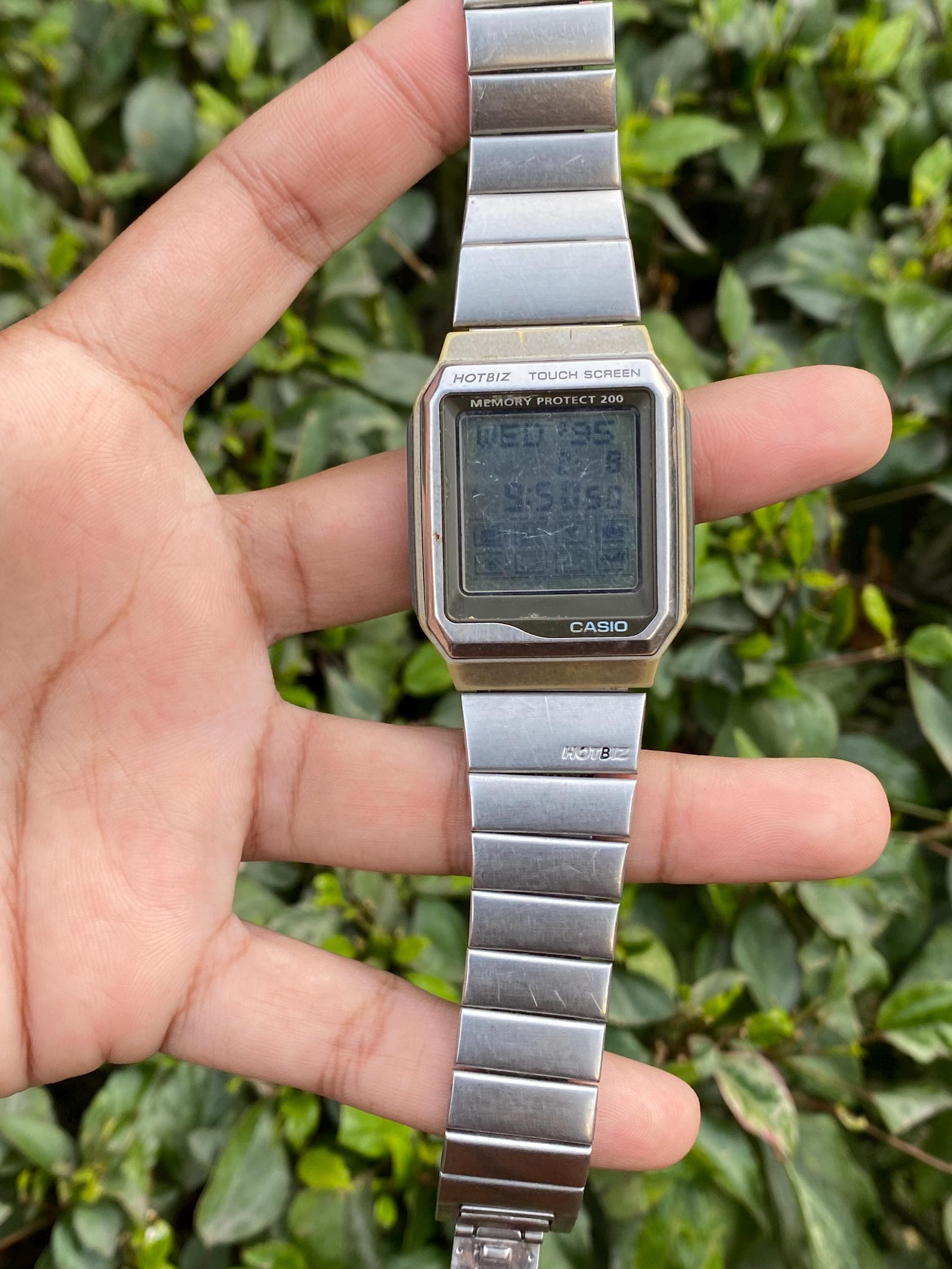 Vintage Rare Casio Hotbiz Touch Screen Digital Quartz 1554 VDB
