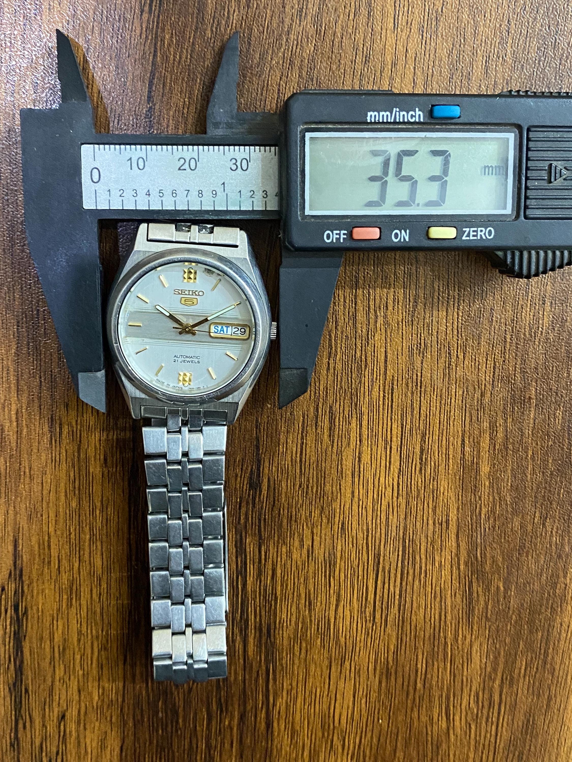 Vintage 1990s, Seiko 5 Automatic 7s26-0070 Day/date Silver Unique