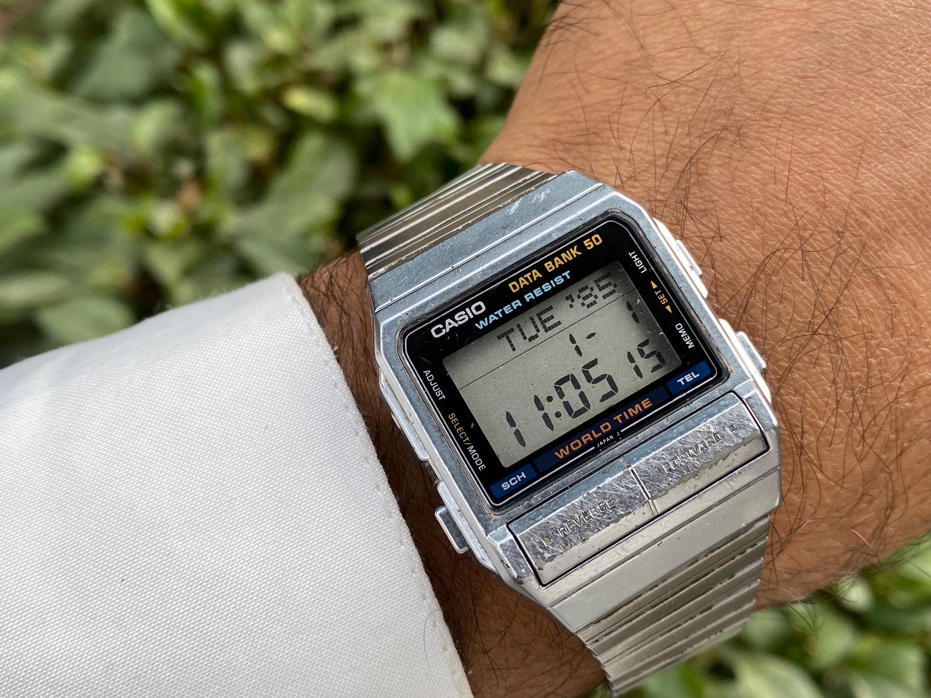 Vintage Rare Casio Data Bank 50 Digital Quartz World Time 675 DB