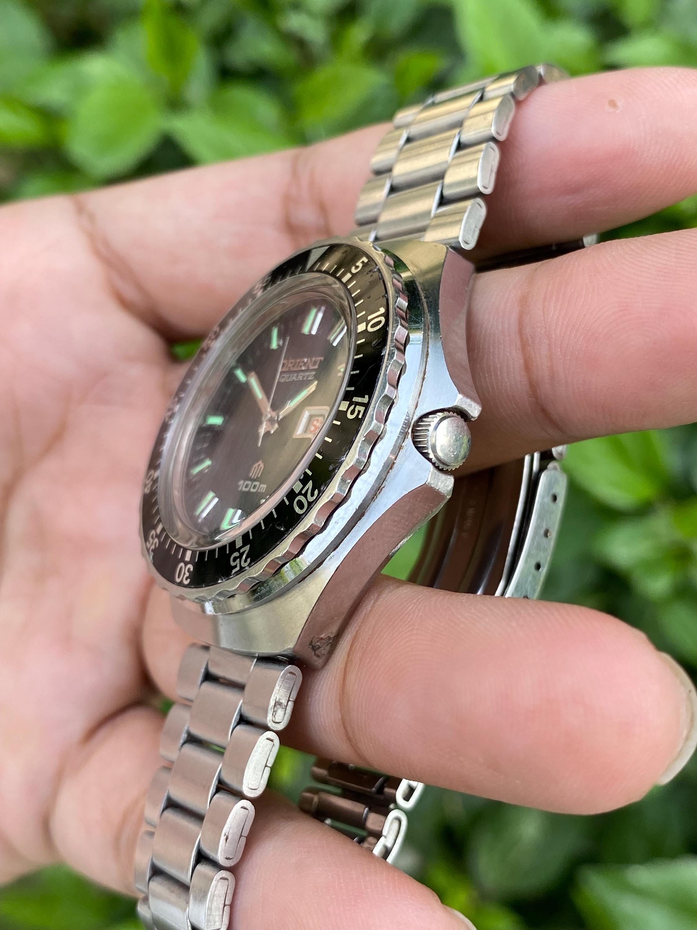 ORIENT メンズ ダイビングウォッチ Rare Vintage Orient Diver Quartz Watch 100m Rotating Bezel Y569605