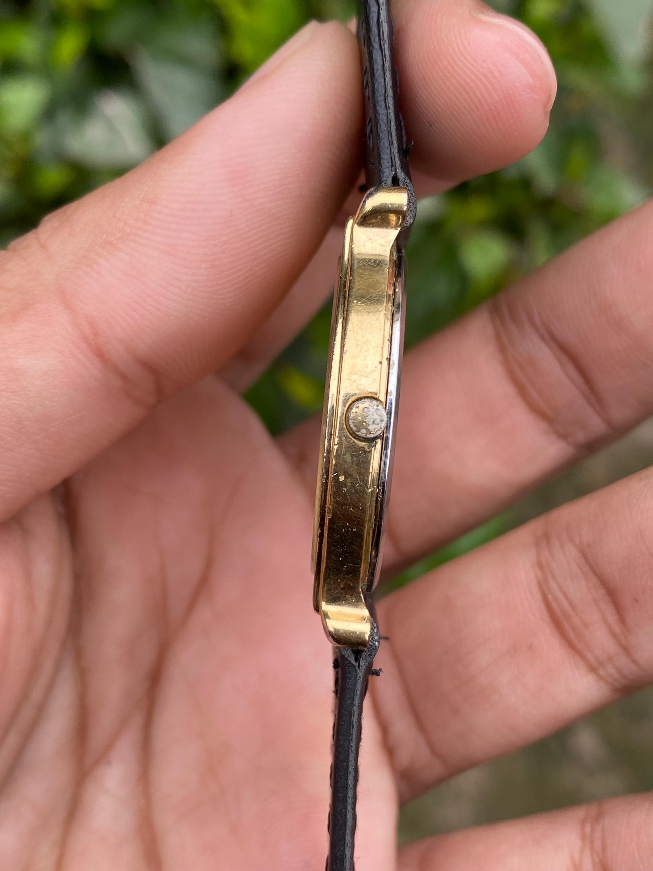 Vintage Rare July 1987, Classic Slim Seiko Quartz Golden Dial 5Y31