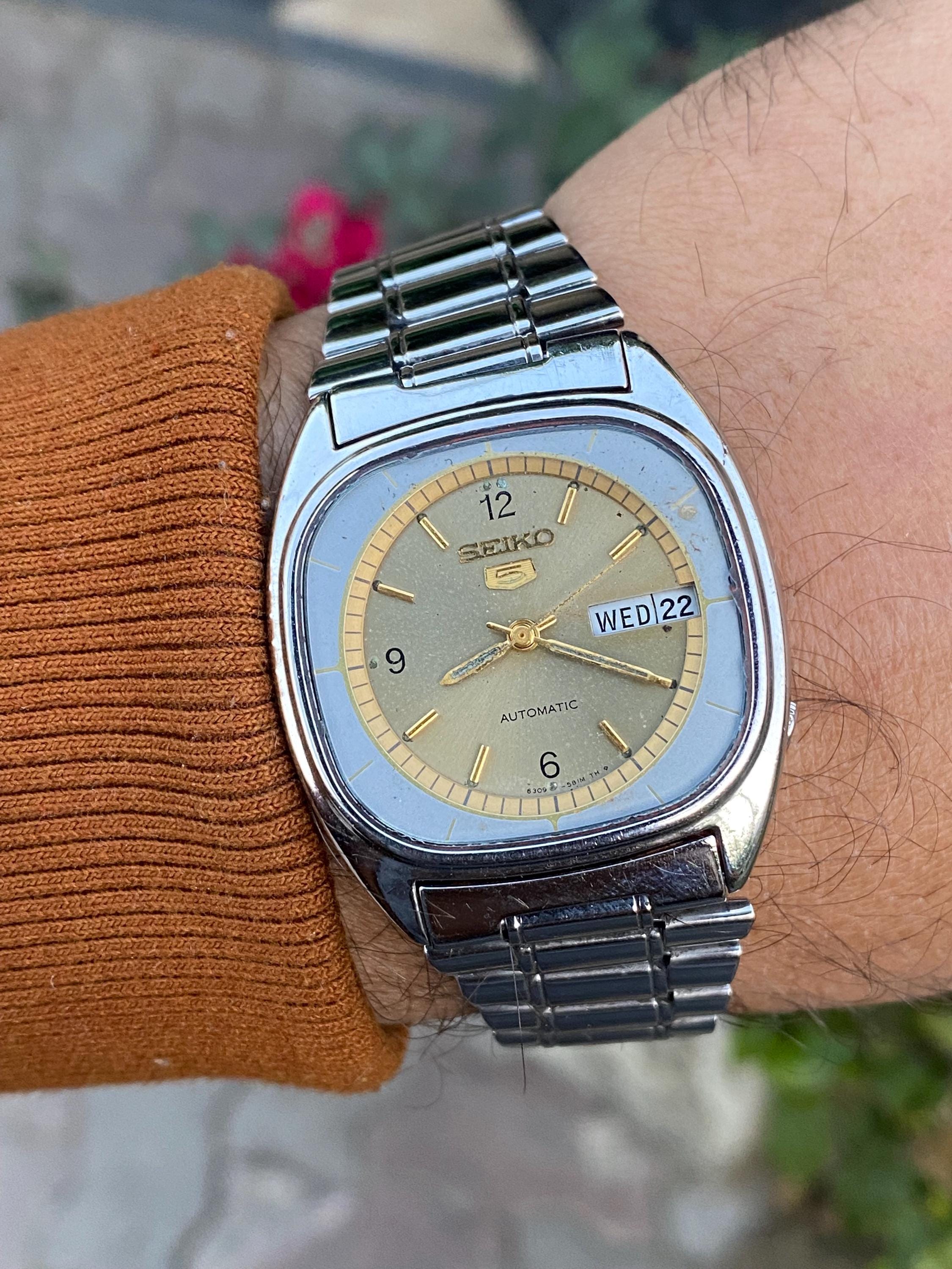 Vintage Rare Seiko 5 Automatic 6309-5810 A Day/date TV Shape
