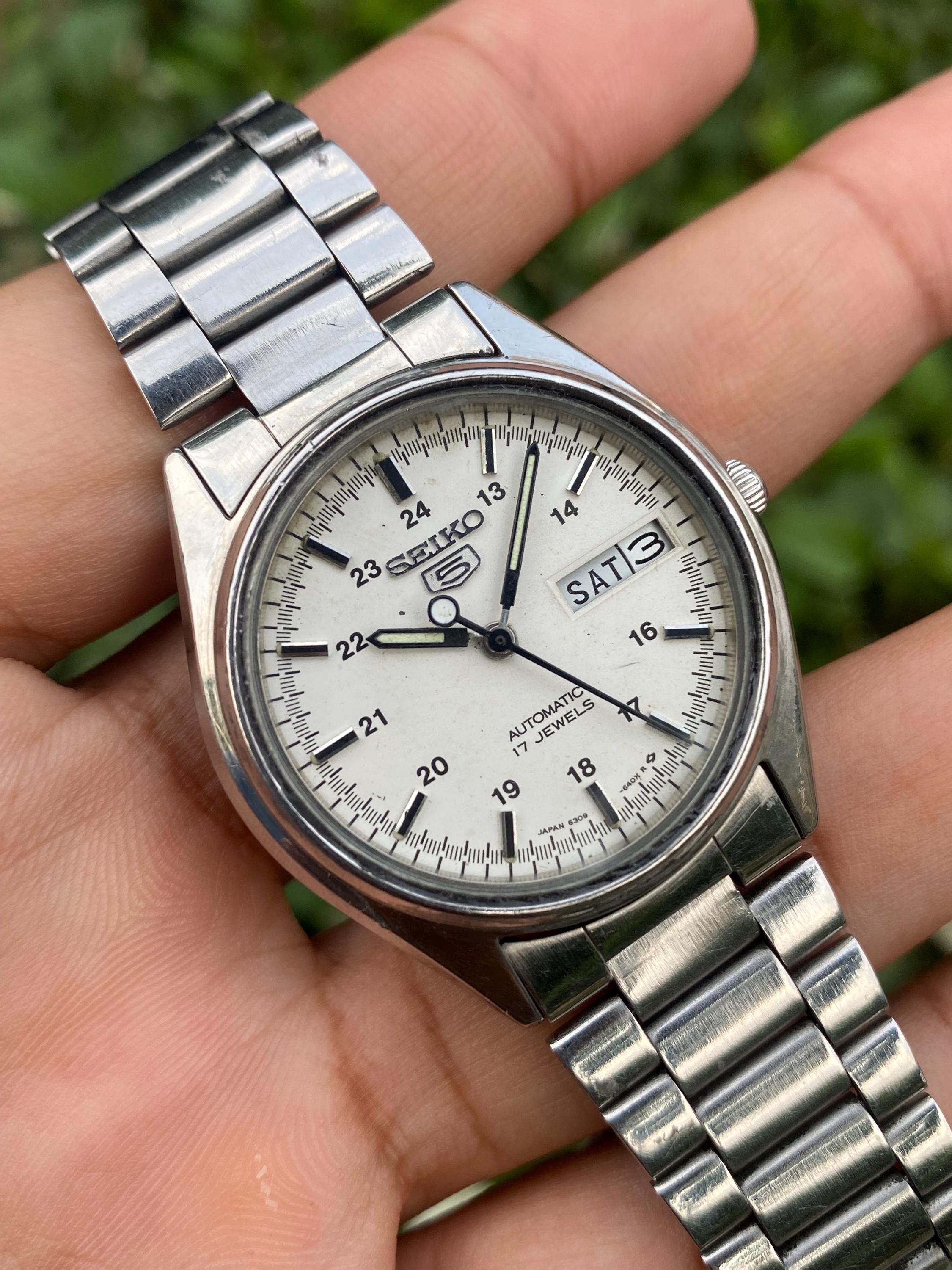 Vintage Mens Watch 1977 - Etsy