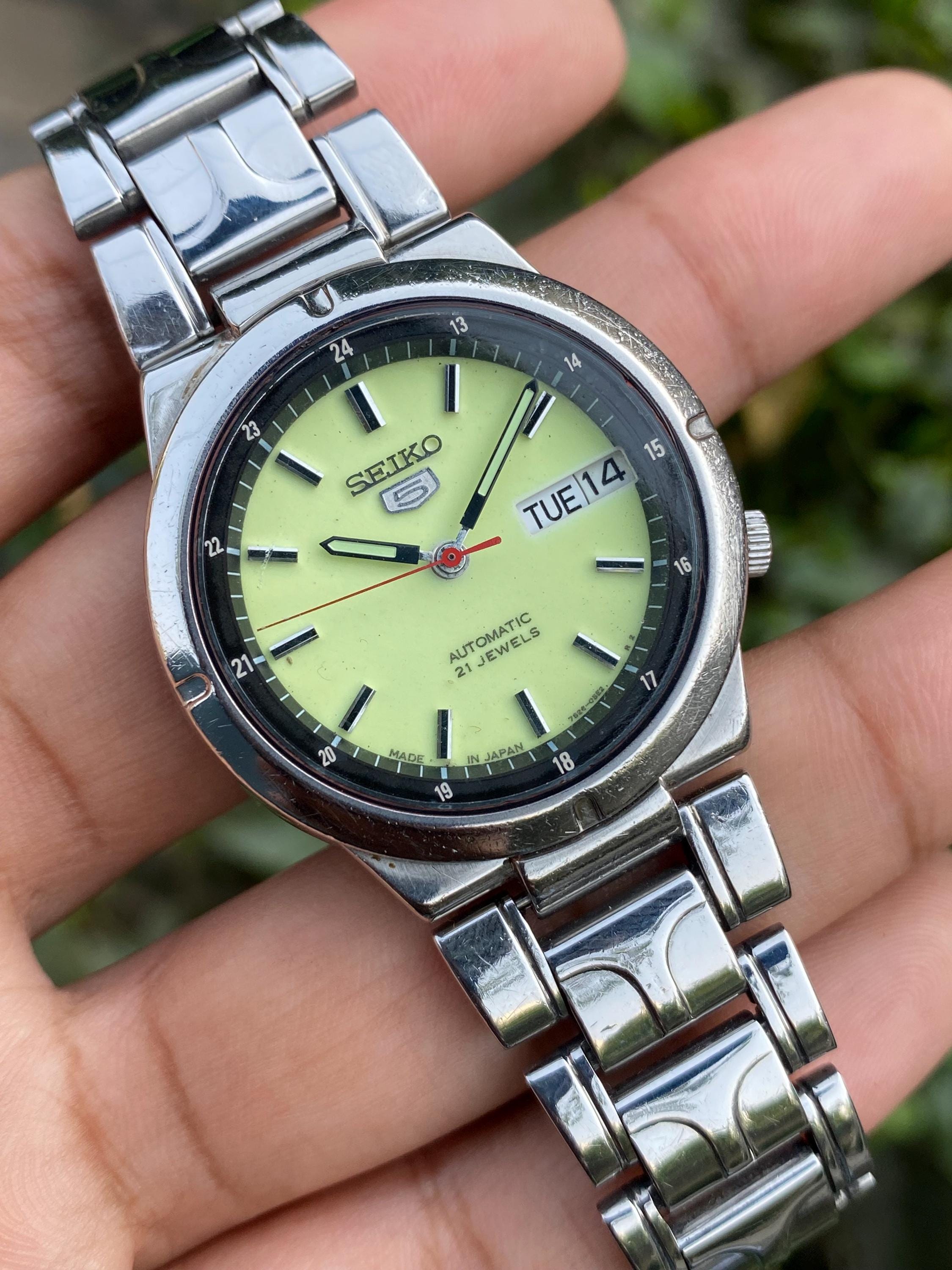 Vintage 1990s SEIKO 5 Automatic Railway Time 7s26-01b0 Day/date