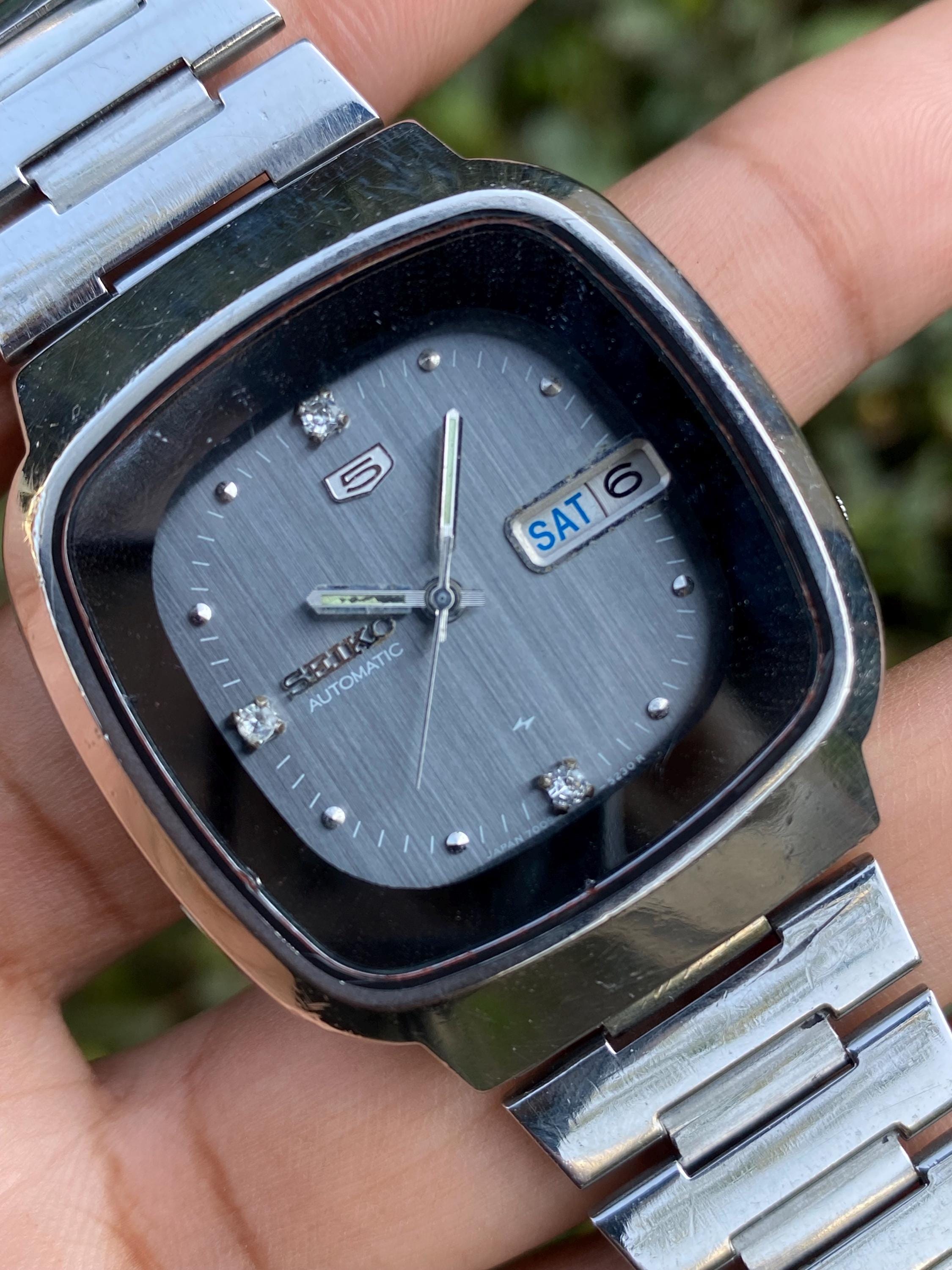 Square tv watch - Etsy 日本