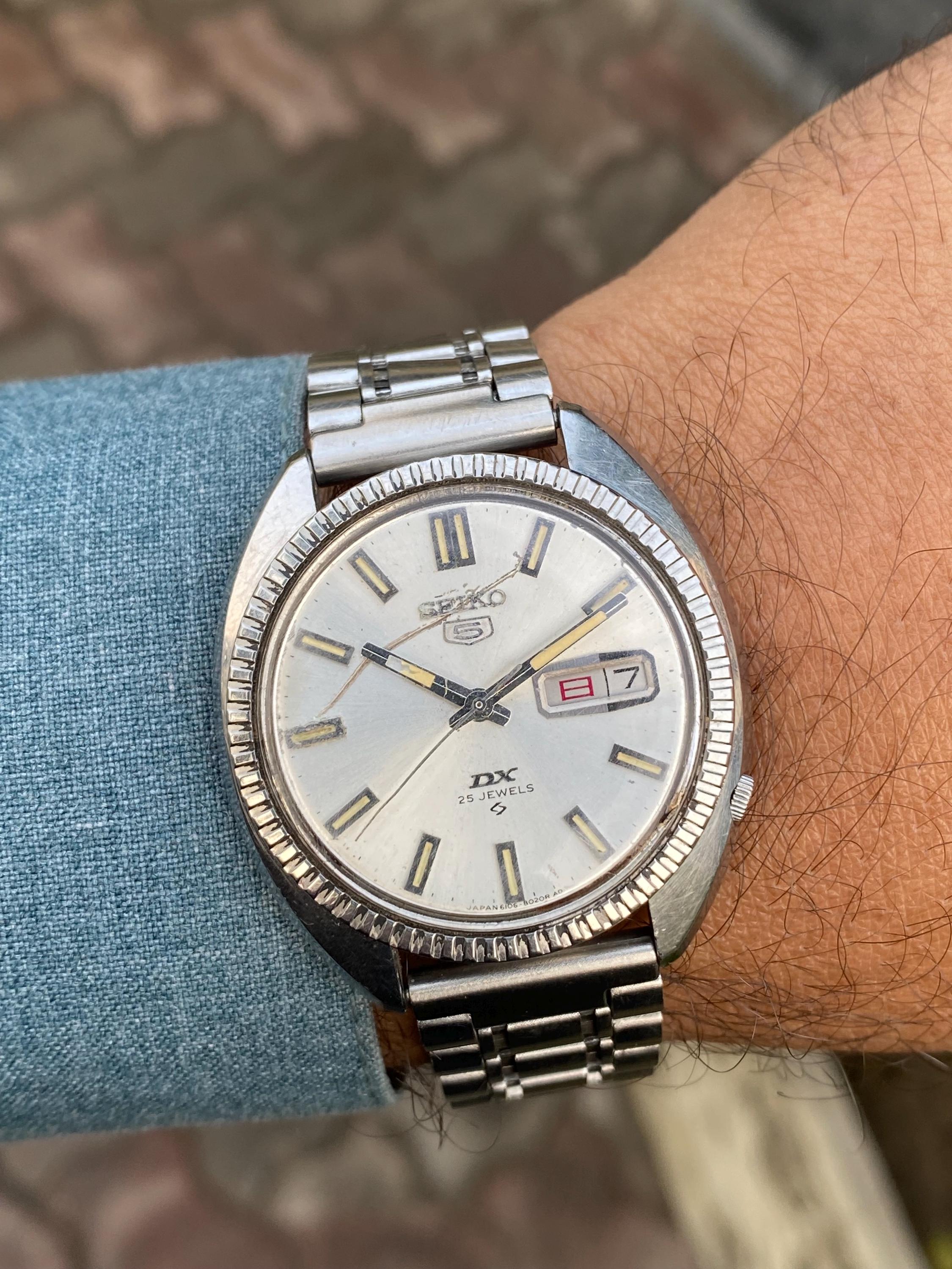 Vintage Rare Seiko 5 DX Automatic 6106-8020 25j Day/date