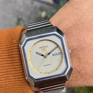 Vintage seiko 1981 - Etsy 日本