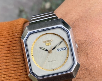 80's SEIKO セイコー A359-5050 ヴィンテージデジタルウォッチ Seiko A359-5050 Quartz Alarm Chronograph Digital Vintage Men's