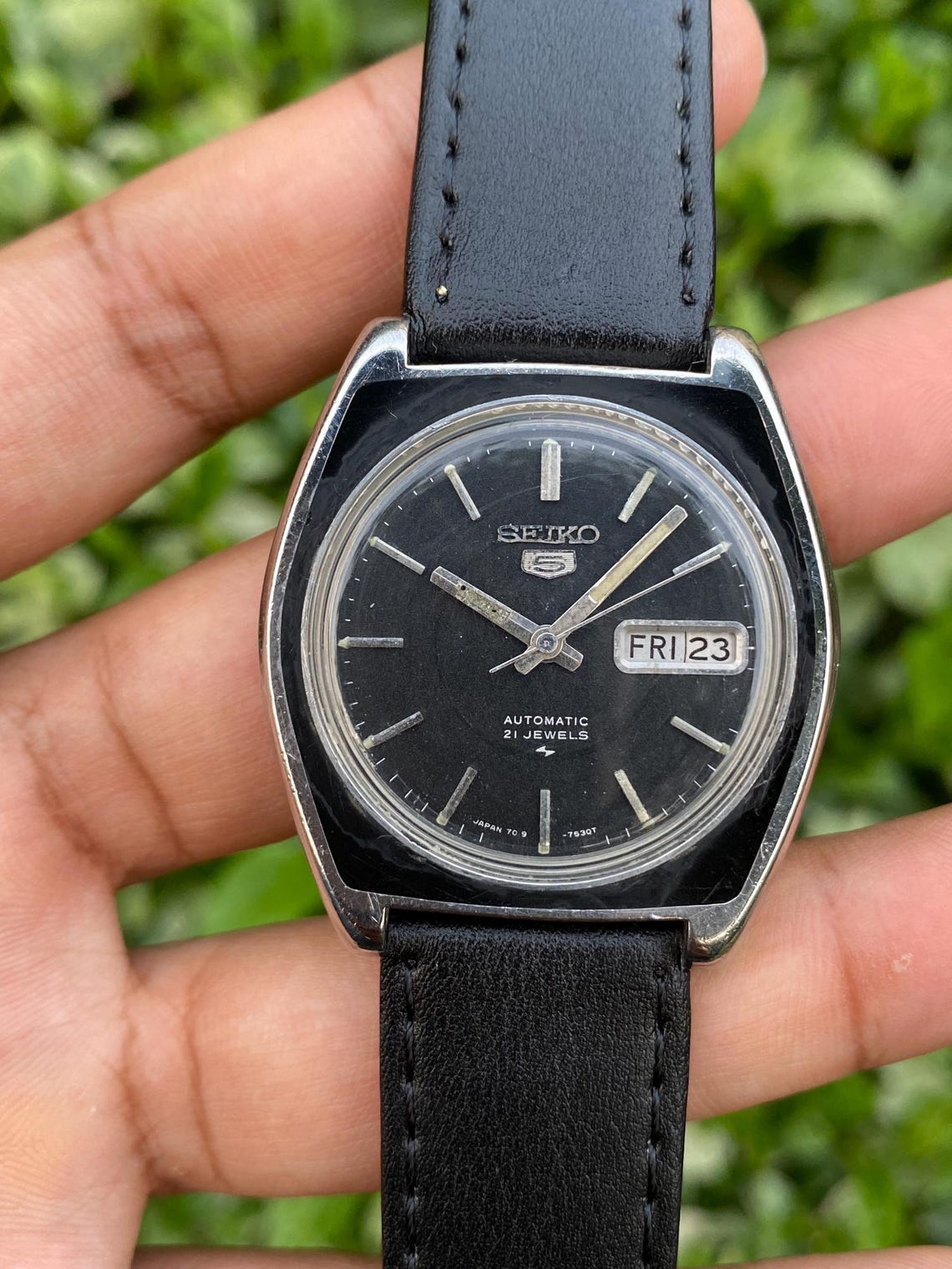 Vintage Nov 1977, Seiko 5 Automatic 7019-7390 Day/Date Black Dial 21 Jewels Japan Made Dress Wristwatch For Men's, photo 4 sur 5