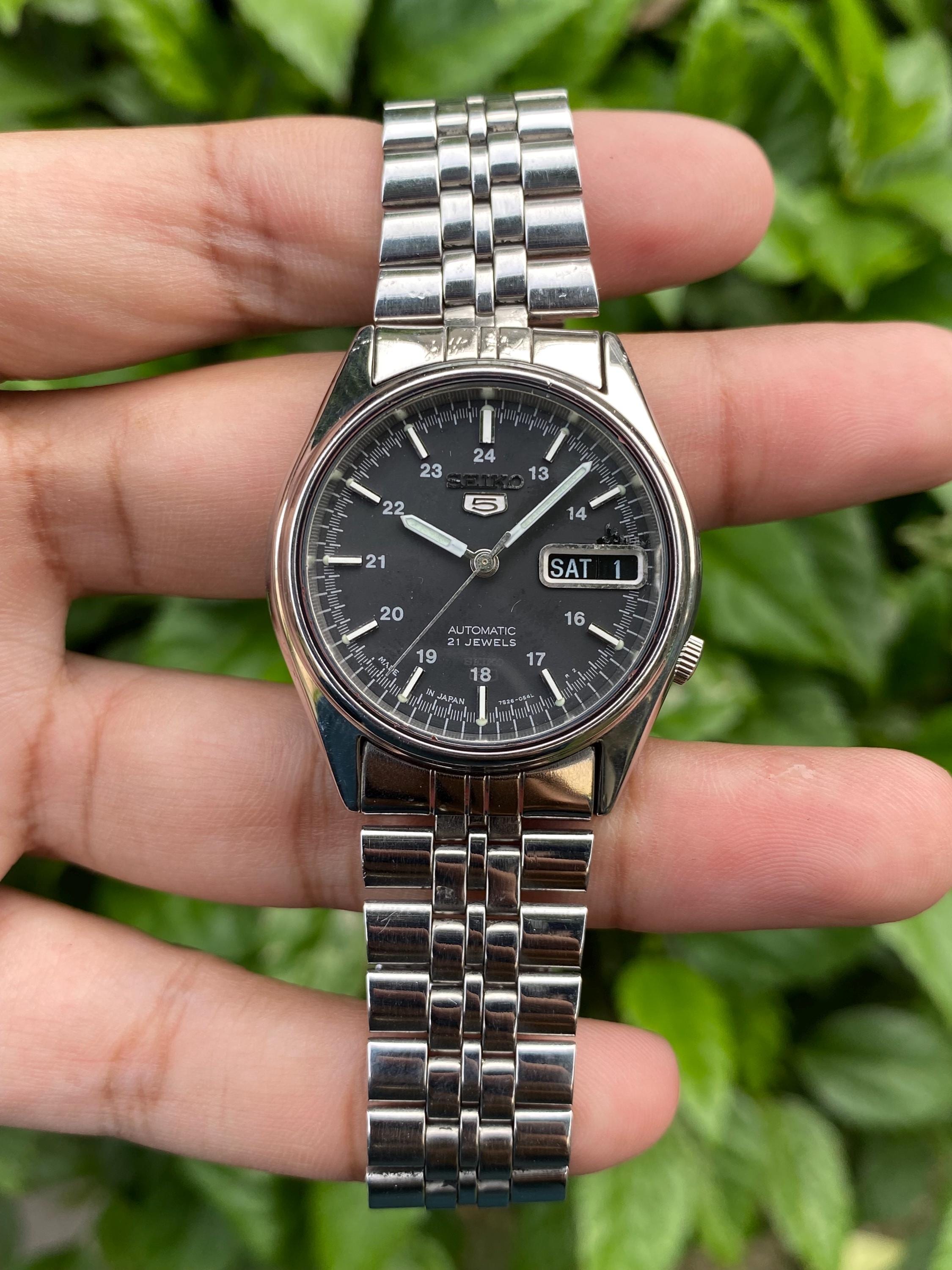 Vintage April 1997, Seiko 5 Automatic Railway Time 7S26-6000 Day