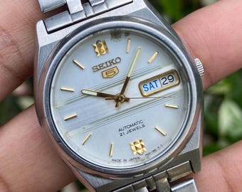Vintage 1990s, Seiko 5 Automatic 7s26-0070 Day/date Silver Unique