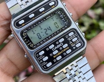 Vintage Classic Casio Batteryless Solar Digital Quartz 520 BB-800