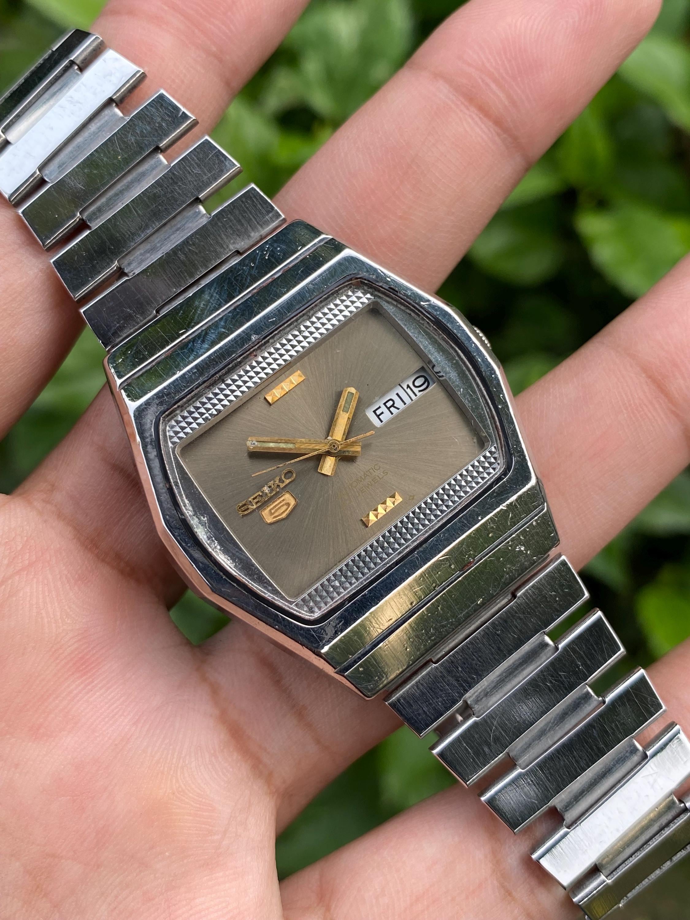 Vintage Rare SEIKO 5 Automatic Big Size 6349-5220 F Day/date TV