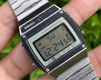 Vintage Jan 1980, Seiko Digital Quartz a359-4010 Alarm Function Wristwatch for Men's